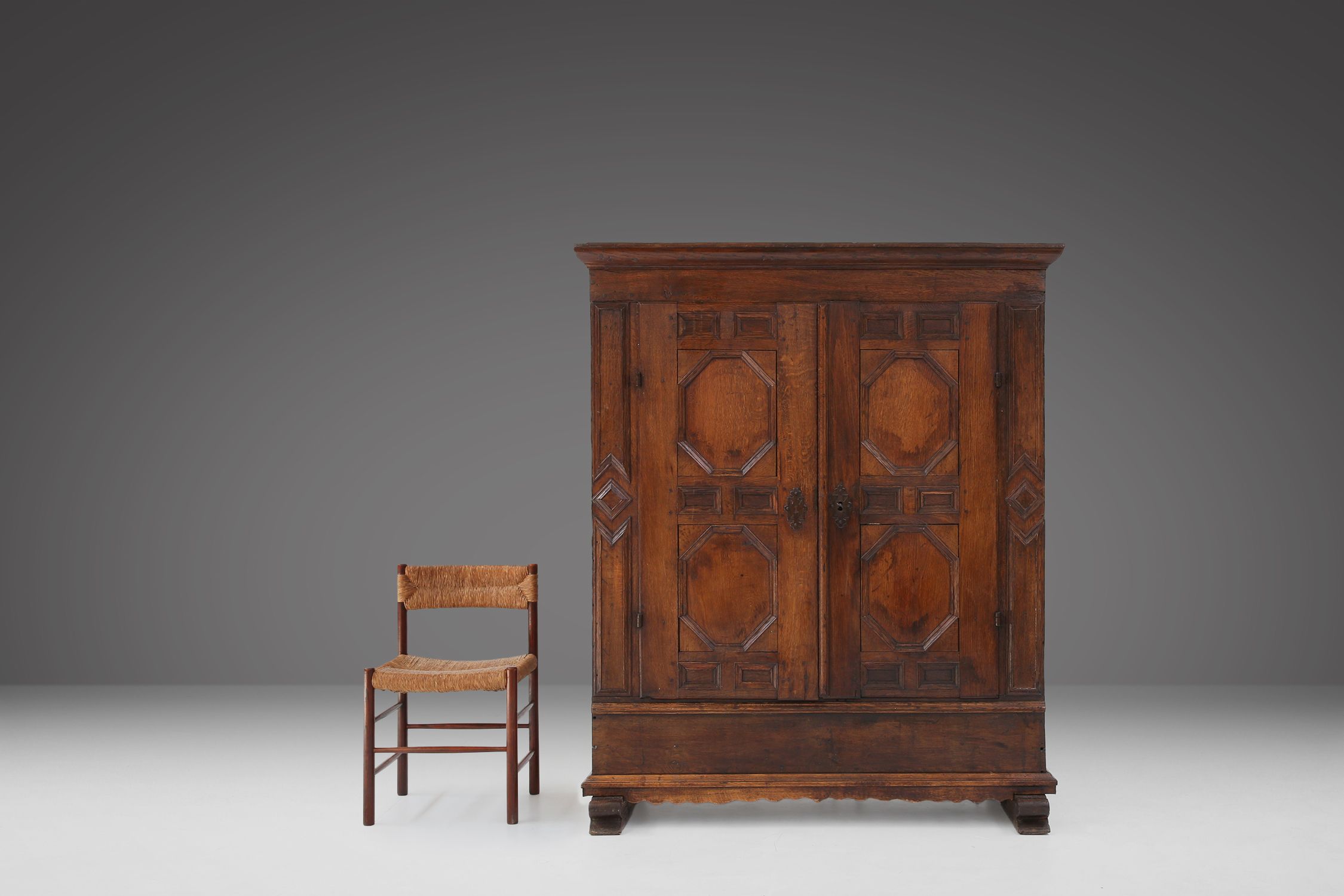 Late 18th Century Flemish oak Cabinet, ca. 1780sthumbnail